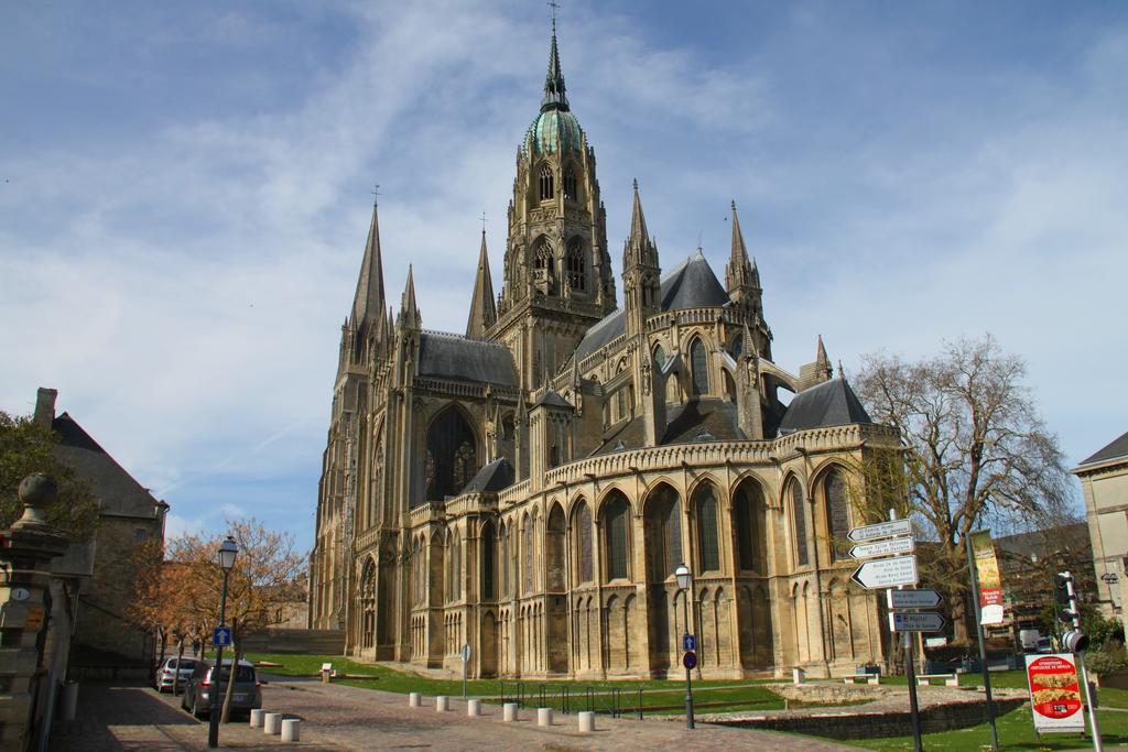 Hotel Le Bayeux Kültér fotó
